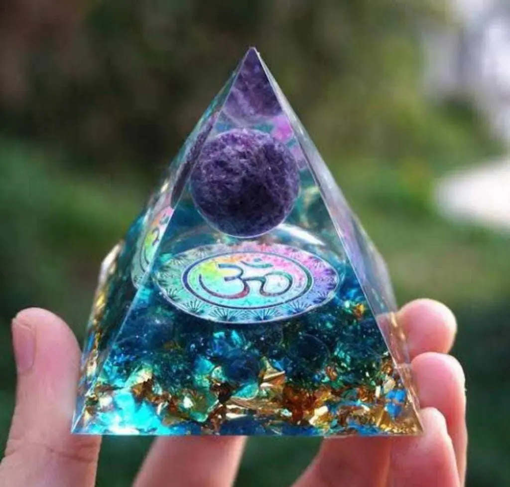 orgone pyramid11.webp