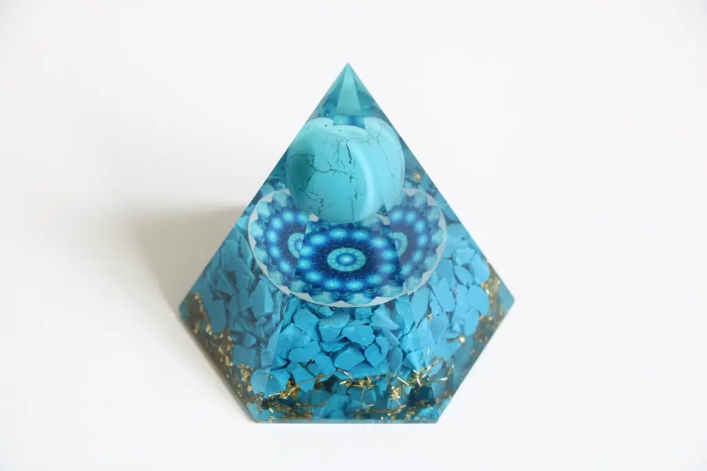 orgone pyramid72.webp