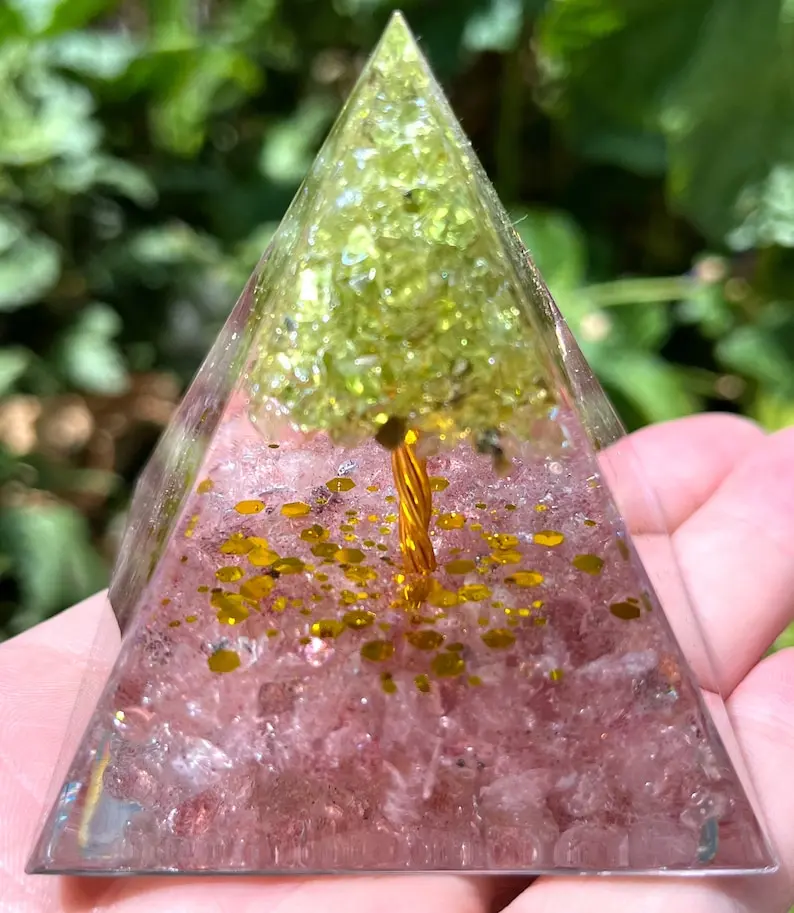 orgone pyramid96.webp