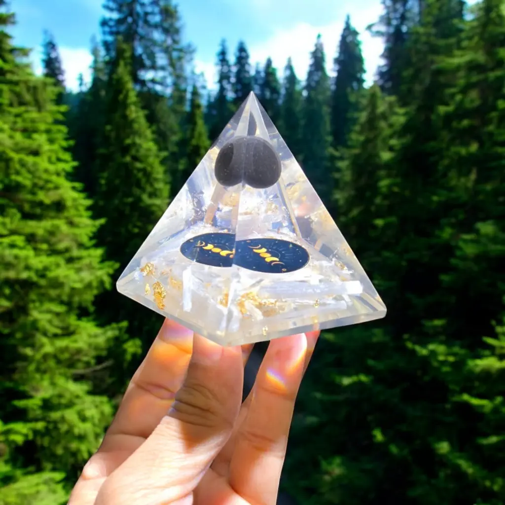 orgone pyramid98.webp