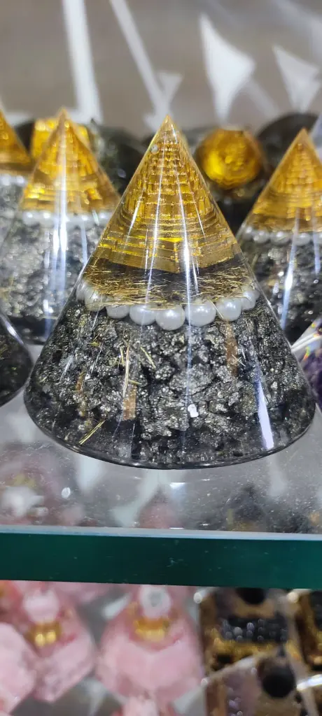 orgone pyramid106.webp