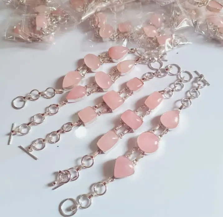 Natural Rose Quartz Stone Bracelet For Showpiece