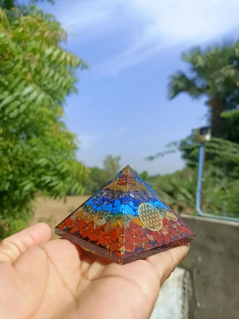 For Healing And ShowpieceNatural Seven Chakra Pyramid With Tree of Life