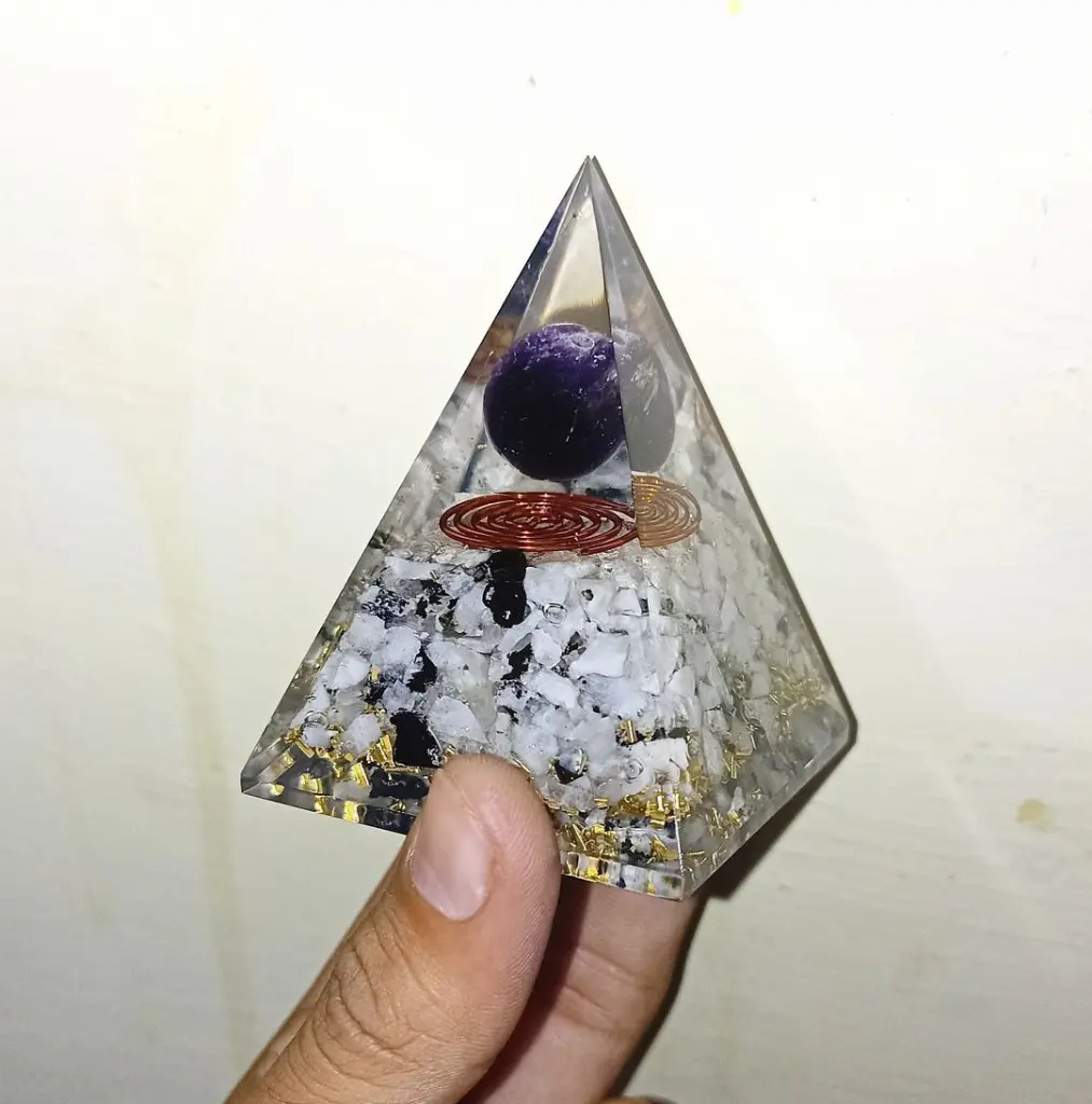 Natural Moonstone With Amethyst Sphere  Orgonite Pyramid For healing And Showpiece