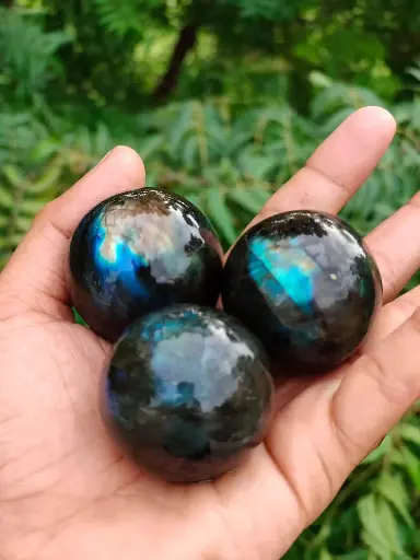 Natural Laborite Sphere Ball For Healing And Showpiece