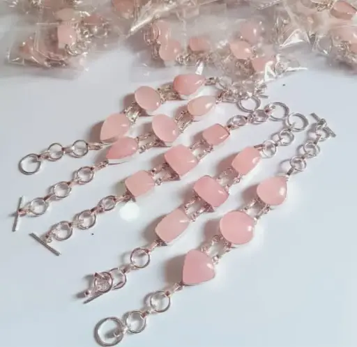 Natural Rose Quartz Stone Bracelet For Showpiece