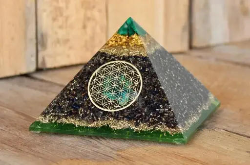 Natural Stone Orgone Pyramid For Healing And Showpiede