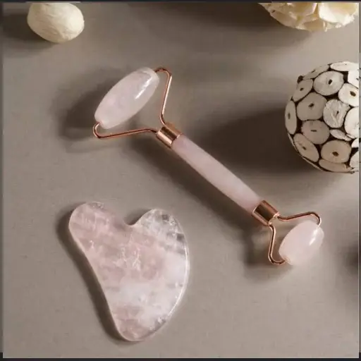 Natural Rose Quartz Massage Roller And Gua shaFor Skincare And facial