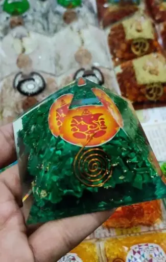 Natural Peridot Stone Orgonite Pyramid With Ganesha logo For Showpiece